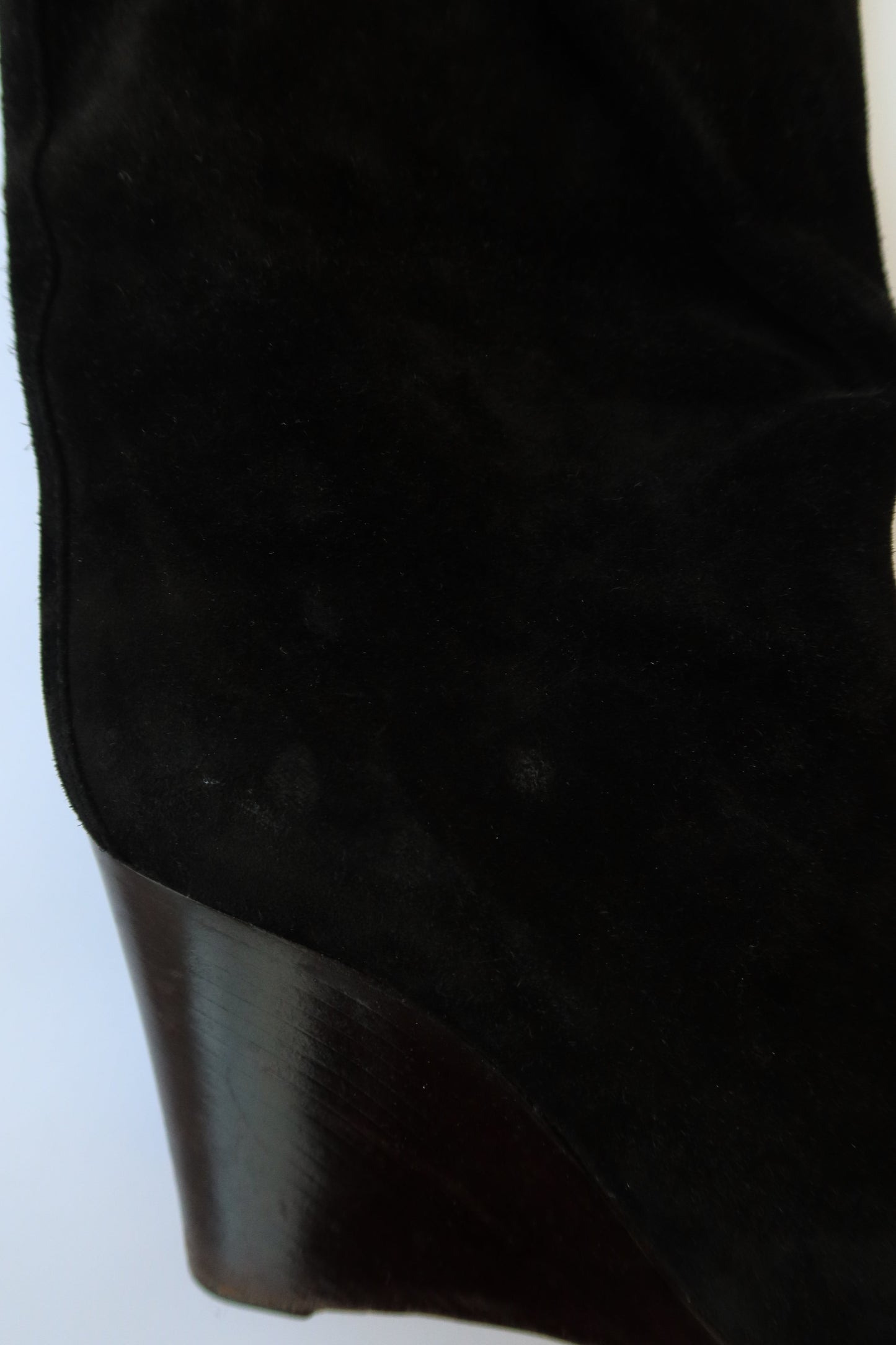 0004 / Wedge Boots