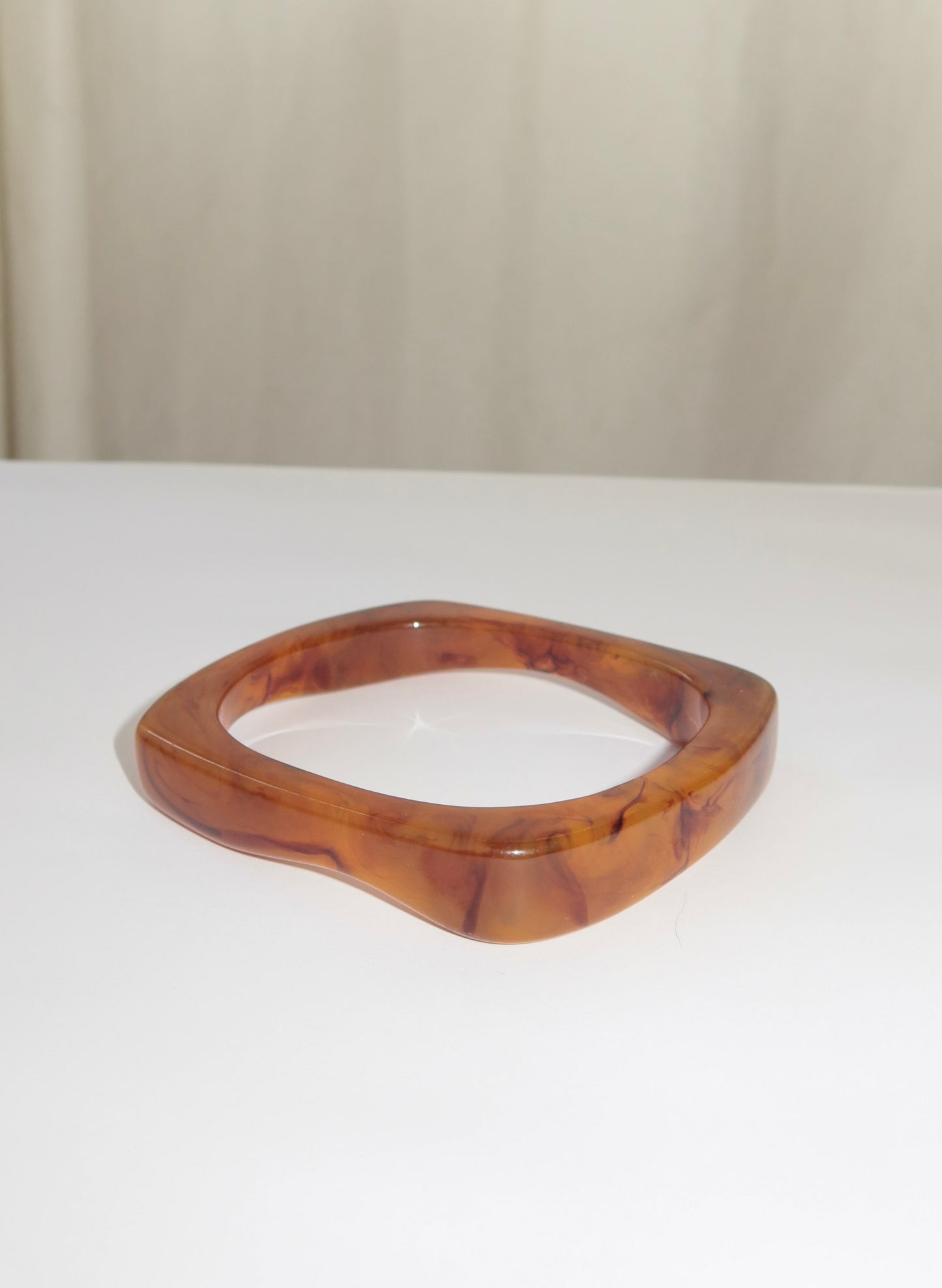 0018 / Bangles