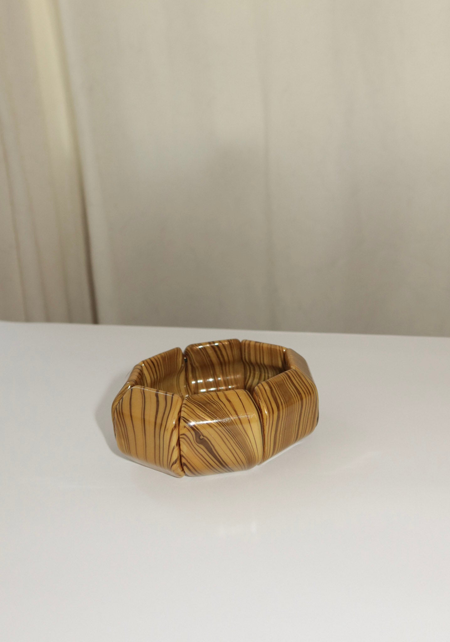 0018 / Bangles