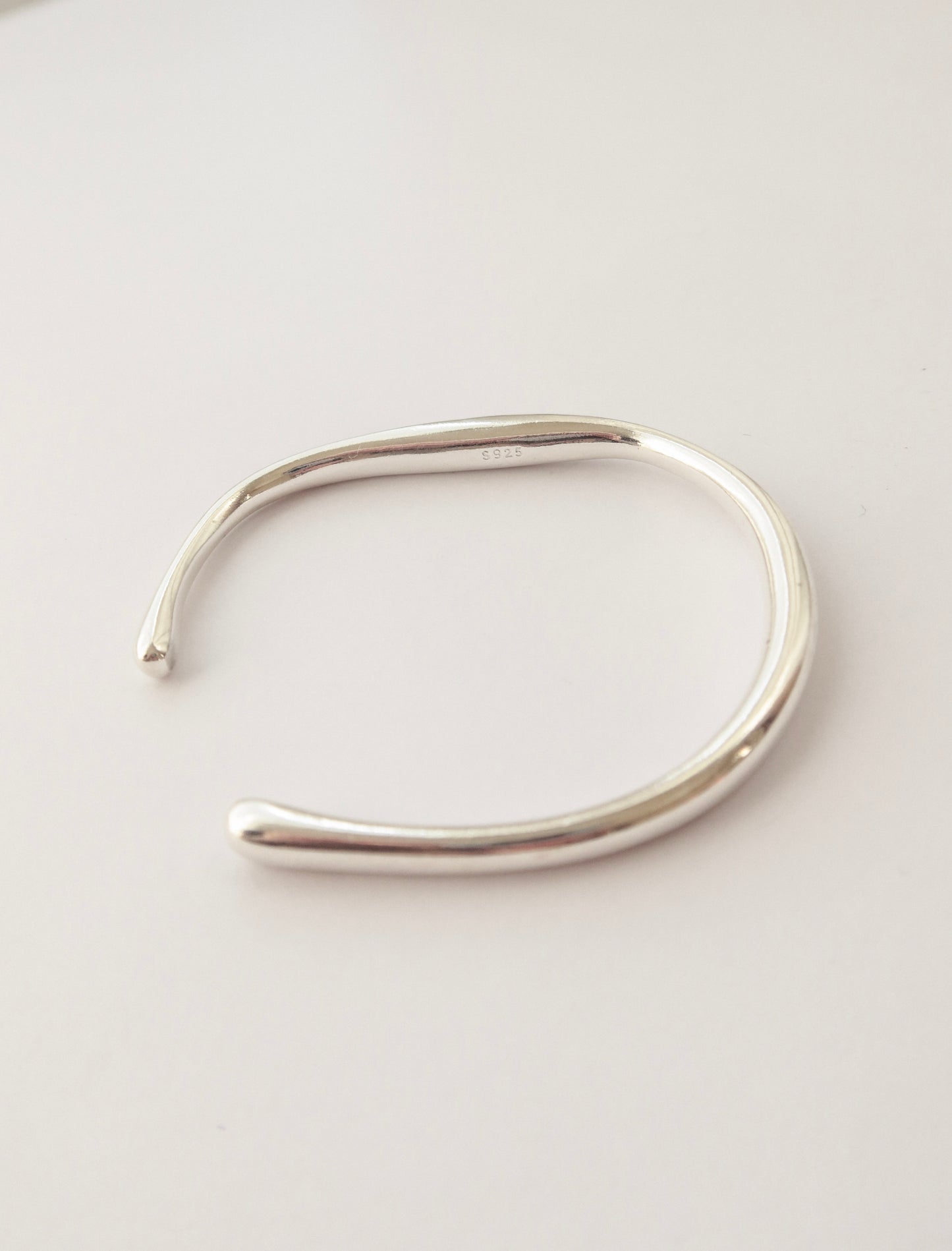 0018 / Bangles