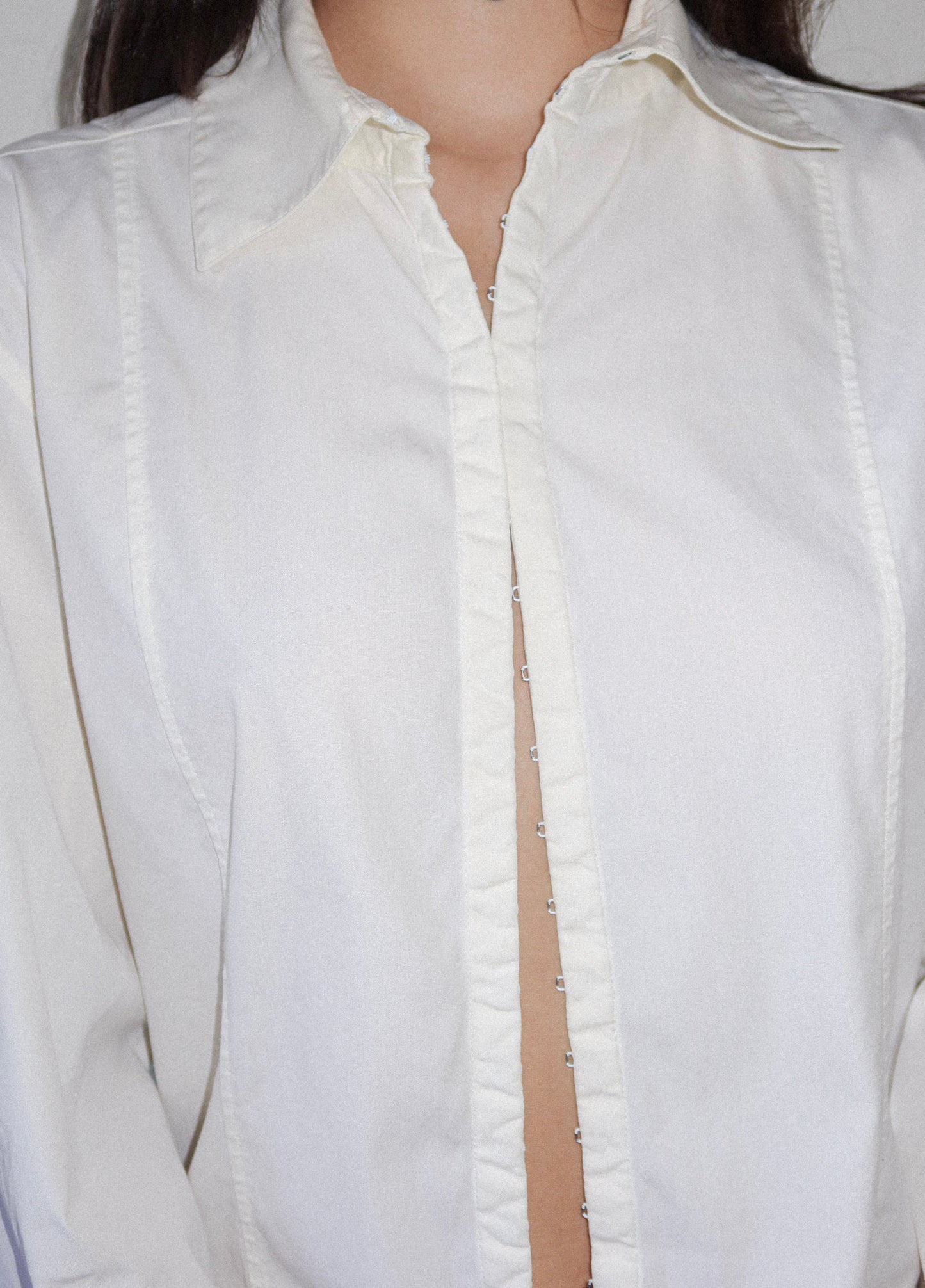 00025 / Hook & Eye Shirt