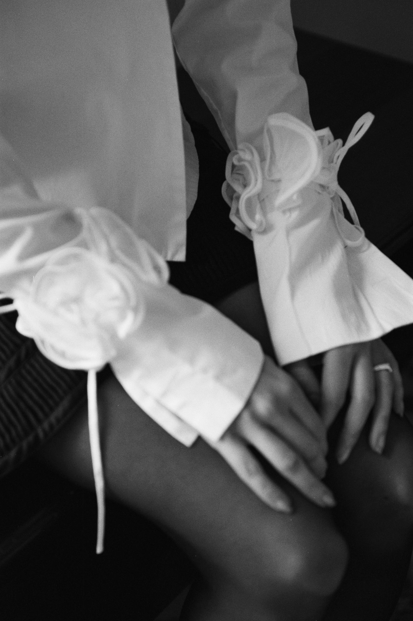 00027 / Collar & Sleeves
