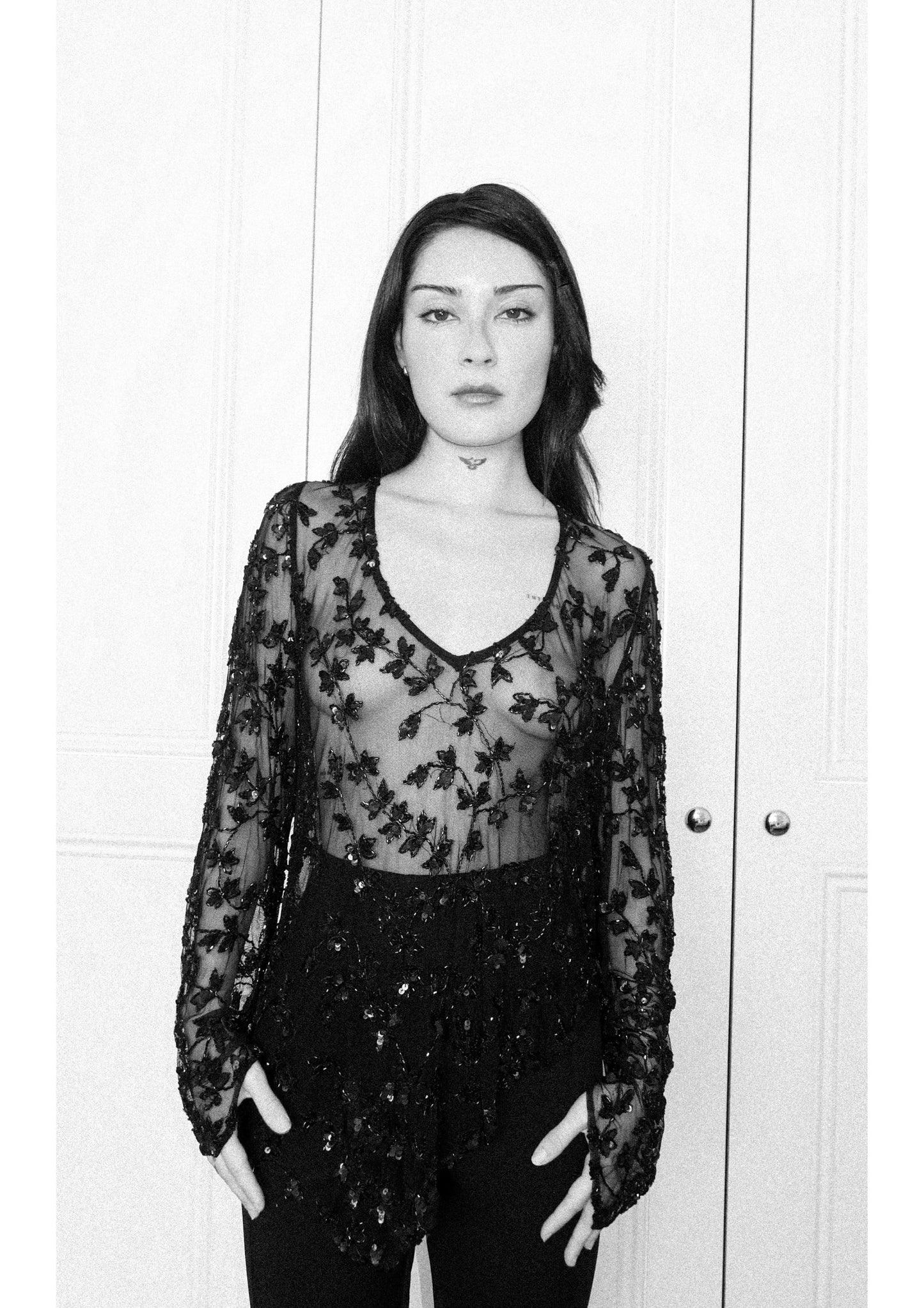 0008 / 1980's Embroidered Blouse