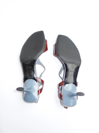 靴 PRADA S/S 2000 kitten heels S/S 2000 Kitten Heel – Marimaria Vintage